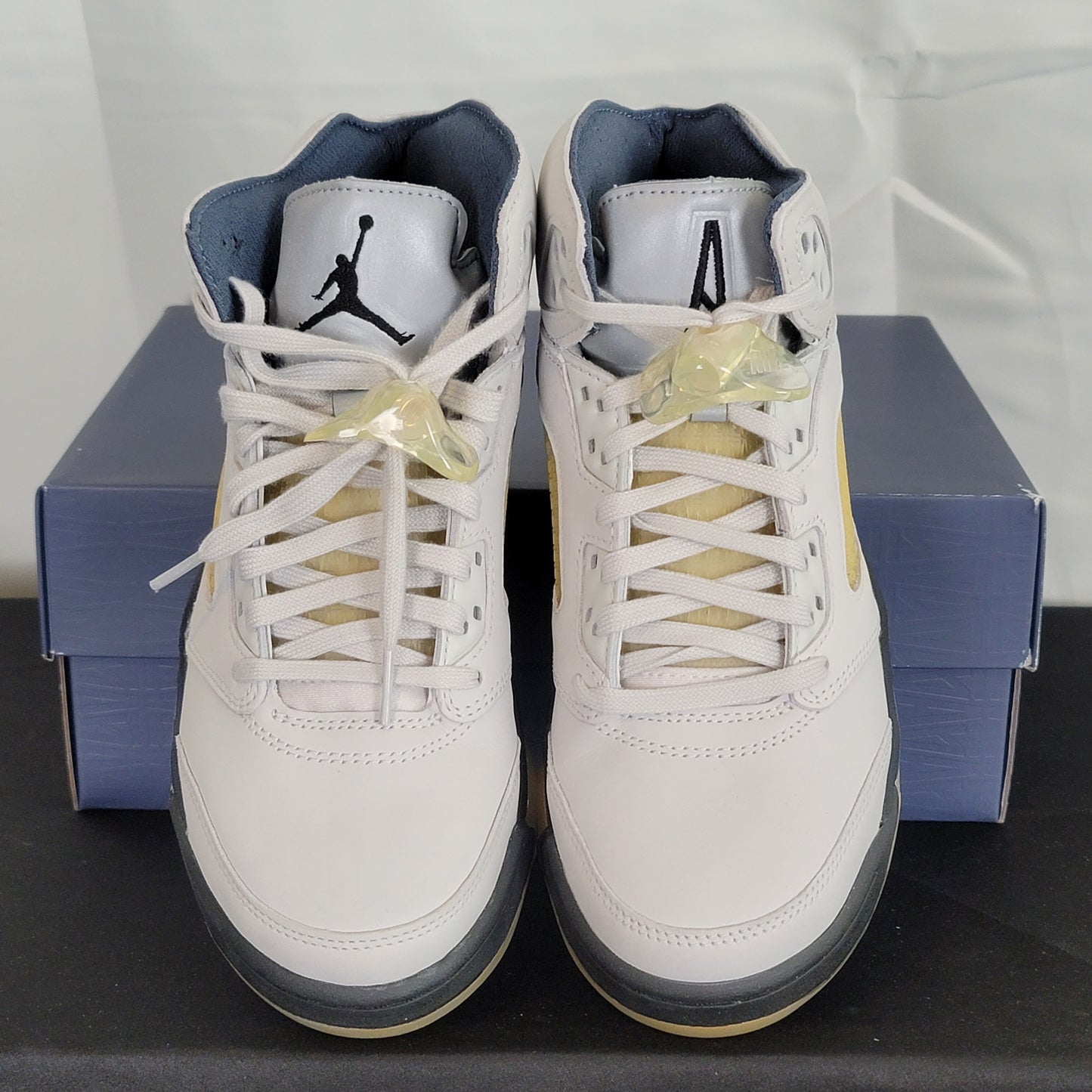 Jordan x A Maniere Air Jordan 5 Retro "Photon Dusk"