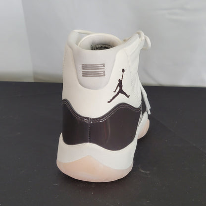 Women's Jordan 11 Retro Mid "Neapolitan"